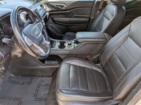 Used 2020 GMC Acadia Denali image 12