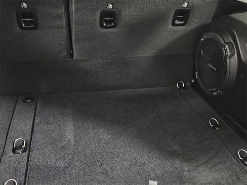 Used 2021 Jeep Wrangler Unlimited Sahara image 31