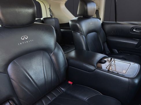 Used 2014 INFINITI QX80 4WD w/ Deluxe Touring Package image 14