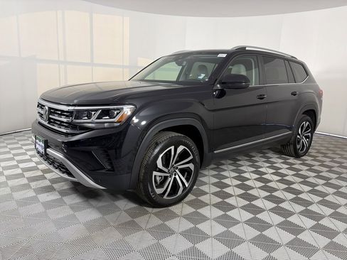 Used 2023 Volkswagen Atlas SEL image 3