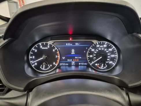 Used 2025 Nissan Altima 2.5 SV FWD image 21