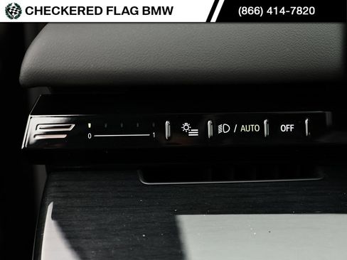 Used 2025 BMW 530i w/ M Sport Package image 19