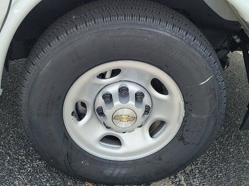 New 2025 Chevrolet Express 2500 Extended w/ Driver Convenience Package image 15