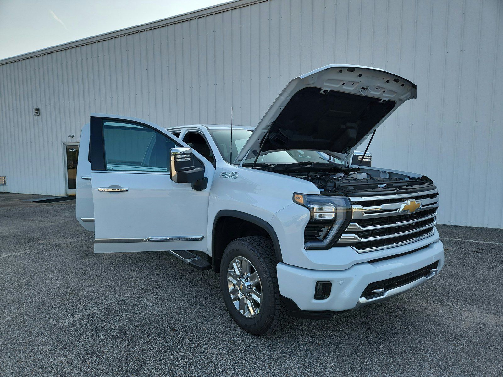 New 2026 Chevrolet Silverado 2500 High Country w/ Technology Package AWD/4WD image 29