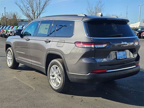 New 2025 Jeep Grand Cherokee L Laredo w/ Trailer Tow Package image 4