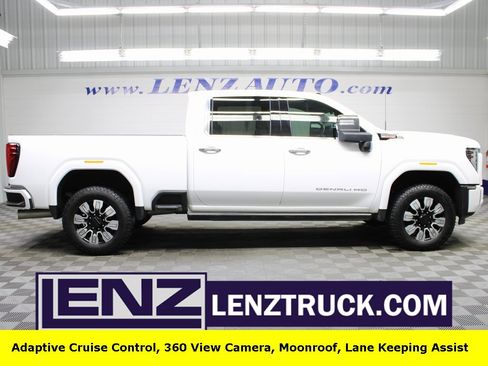Used 2025 GMC Sierra 2500 Denali image 1