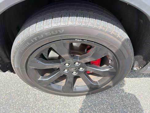 Used 2020 Ford Explorer ST w/ ST Street Pack image 11