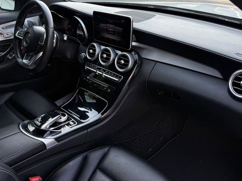 Used 2015 Mercedes-Benz C 300 4MATIC Sedan image 44