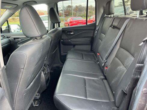 Used 2019 Honda Ridgeline RTL-T image 16