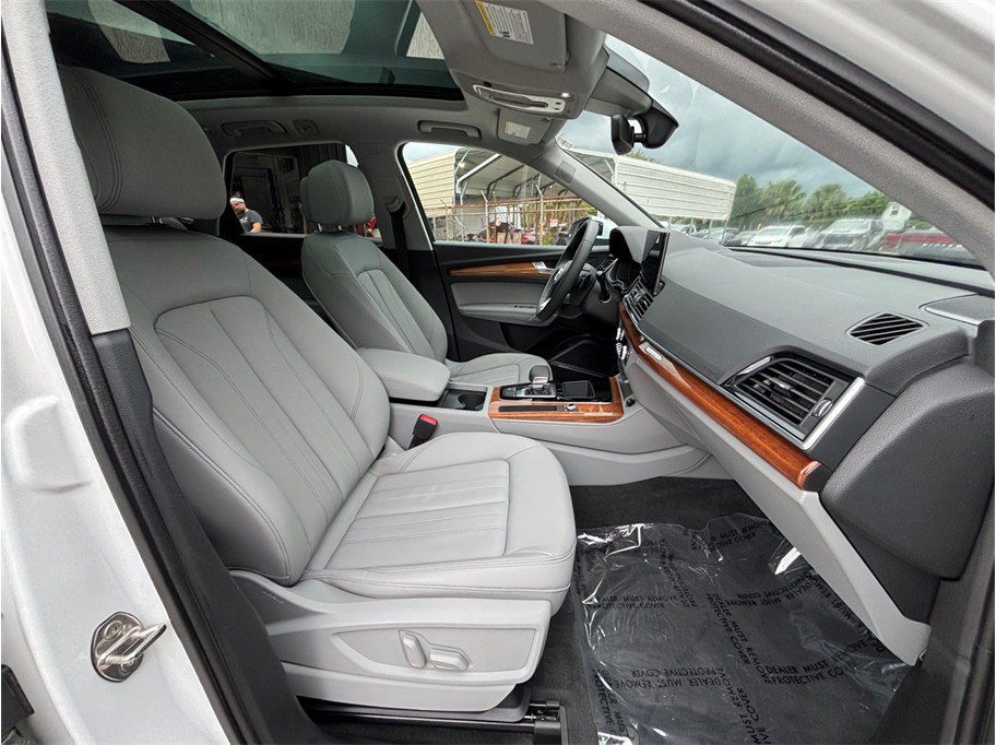 Used 2023 Audi Q5 2.0T Premium Plus AWD/4WD image 47