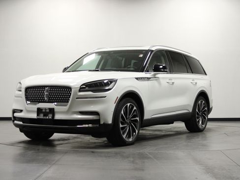 Used 2022 Lincoln Aviator Reserve w/ Equipment Group 201A AWD/4WD image 8