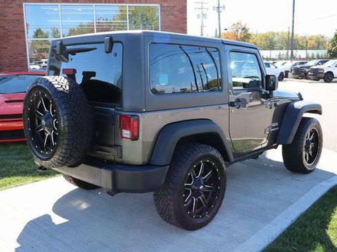 Used 2016 Jeep Wrangler Sport image 28