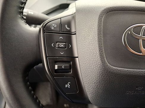 Used 2024 Toyota Prius LE image 17