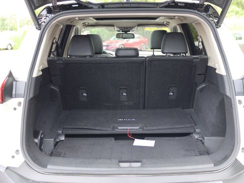 Used 2021 Nissan Rogue Platinum AWD/4WD image 7