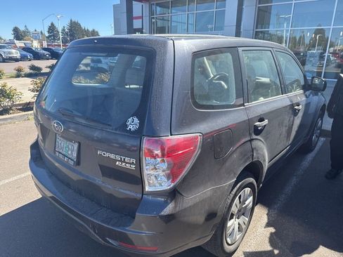 Used 2010 Subaru Forester 2.5X image 3
