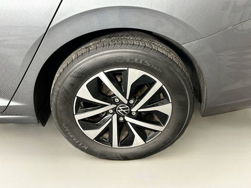 Used 2024 Volkswagen Jetta S image 11