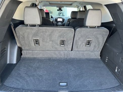 Used 2020 Chevrolet Traverse High Country image 19
