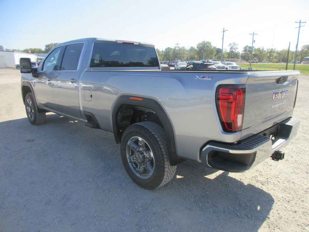 New 2026 GMC Sierra 3500 SLE w/ SLE Value Package AWD/4WD image 7