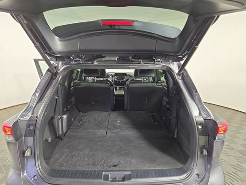 Used 2023 Toyota Highlander XSE AWD/4WD image 33
