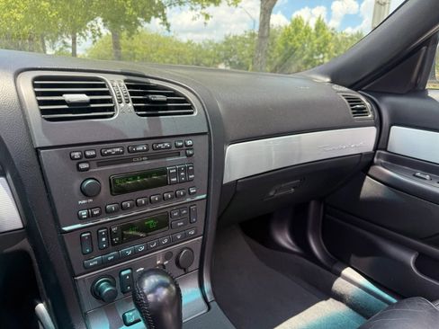 Used 2004 Ford Thunderbird RWD image 14