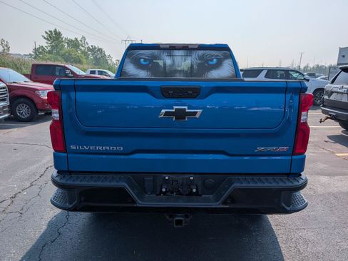 Used 2022 Chevrolet Silverado 1500 ZR2 w/ Technology Package AWD/4WD image 7