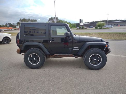 Used 2010 Jeep Wrangler Sport AWD/4WD image 5