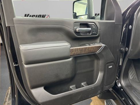 Used 2022 GMC Sierra 3500 Denali image 25