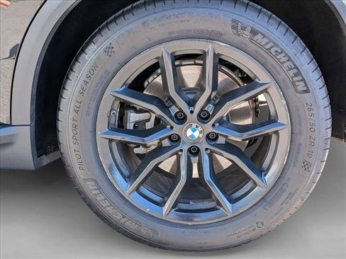 Used 2019 BMW X5 xDrive40i w/ Executive Package image 25