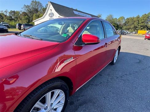 Used 2012 Toyota Camry XLE image 9
