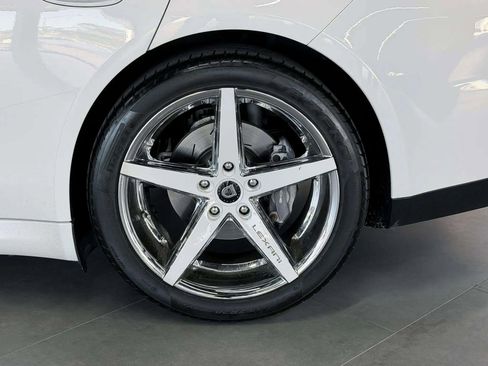 Used 2016 Porsche Panamera image 12