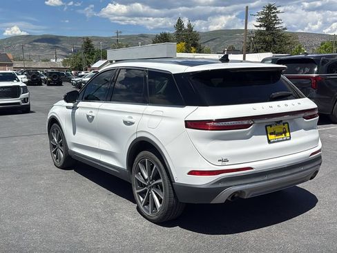 Used 2020 Lincoln Corsair Reserve FWD image 7