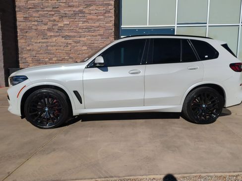 Used 2023 BMW X5 xDrive40i w/ M Sport Package image 2