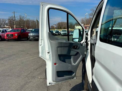 Used 2019 Ford Transit 350 XL RWD image 9
