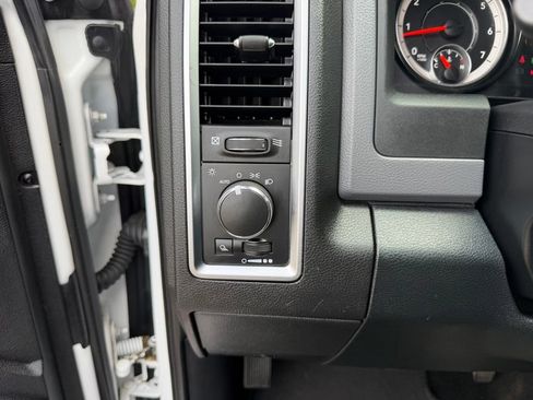 Used 2016 RAM 2500 SLT AWD/4WD image 20