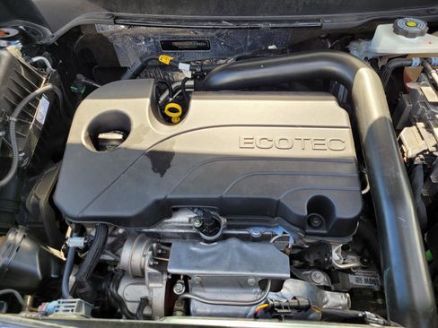 Used 2023 Chevrolet Equinox LS w/ LPO, Floor Liner Package image 23