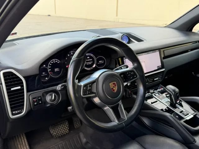 Used 2020 Porsche Cayenne AWD/4WD image 37