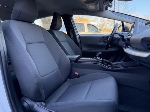 Used 2023 Toyota Prius LE image 42