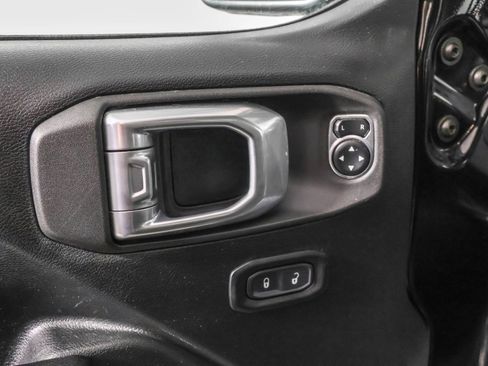 Used 2021 Jeep Wrangler Unlimited Sport image 36