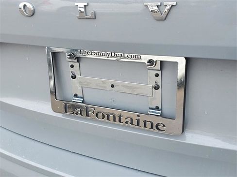 Certified 2025 Volvo XC60 B5 Plus image 36