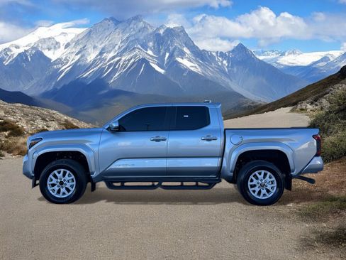 Certified 2024 Toyota Tacoma SR5 image 2