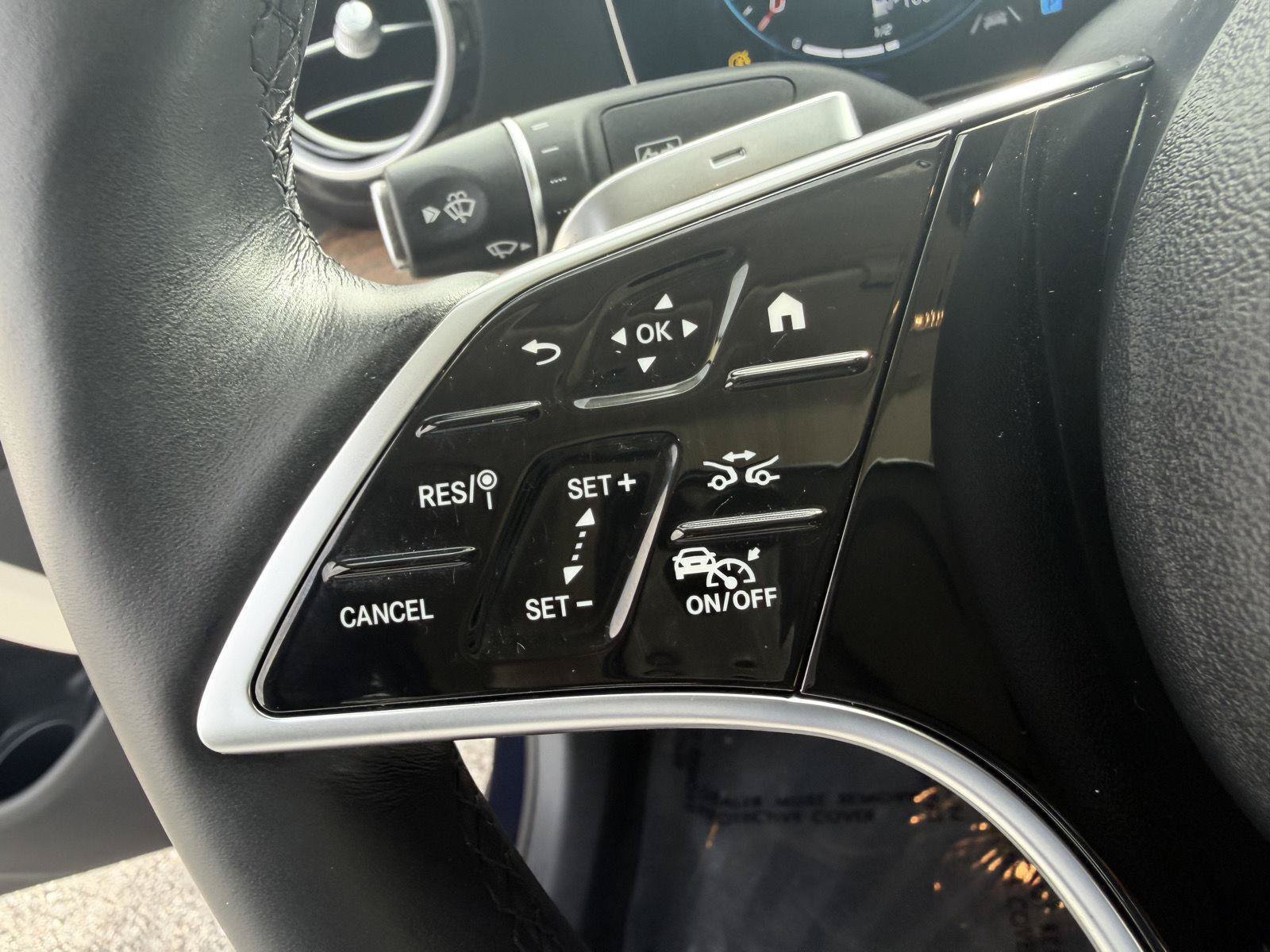 Used 2022 Mercedes-Benz E 350 4MATIC Sedan image 16