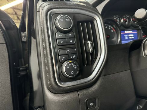 Used 2020 Chevrolet Silverado 1500 LT w/ All-Star Edition image 20