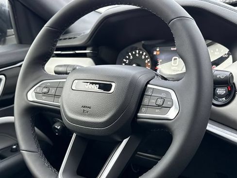 New 2026 Jeep Compass Limited AWD/4WD image 14