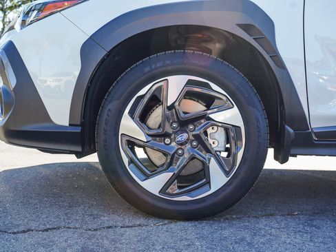 Certified 2024 Subaru Crosstrek 2.5i Limited w/ Crosstrek Mirror Package image 9