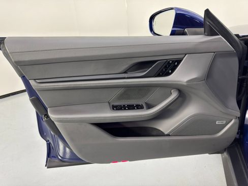 Used 2020 Porsche Taycan 4S w/ Premium Package image 45