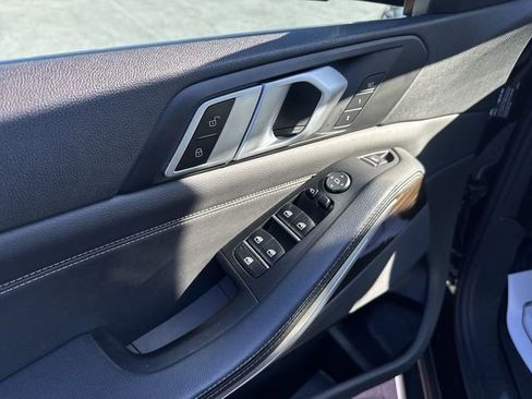 Used 2019 BMW X5 xDrive40i w/ Convenience Package image 11