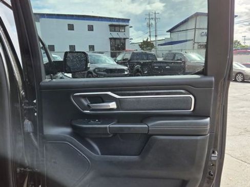 Used 2019 RAM 1500 Big Horn AWD/4WD image 25