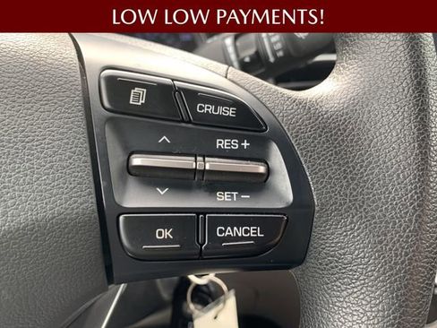 Used 2019 Hyundai Elantra SEL image 26