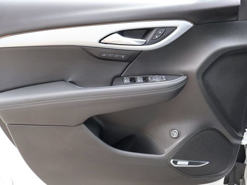 Used 2025 Buick Envision Avenir AWD/4WD image 20