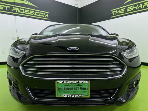 Used 2016 Ford Fusion Titanium AWD/4WD image 3